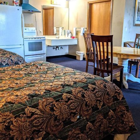 Executive Inn Thomson 外观 照片