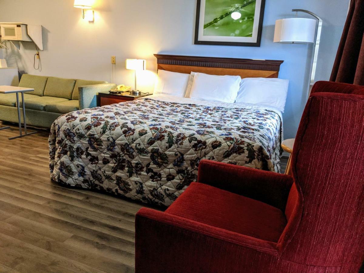 Executive Inn Thomson 外观 照片